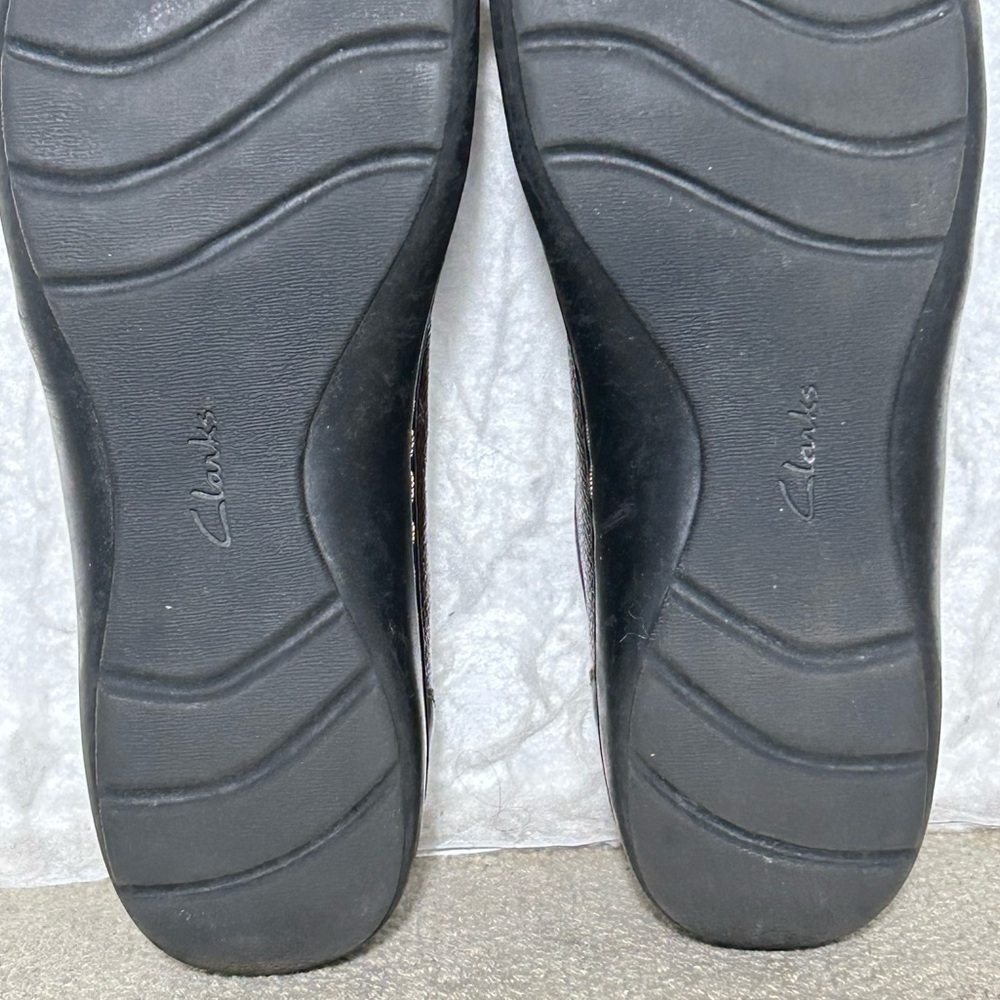 Clarks Womens Brown Leather Cora Giny Slip On Casual Float Loafer Shoes SZ 7.5M - Picture 11 of 12